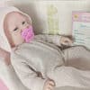 Boneca Bebê Reborn Anjo Com Macacão e Acessórios - Image 7